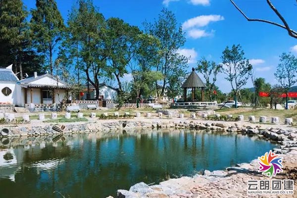 江寧佘村拓展訓(xùn)練團(tuán)建基地